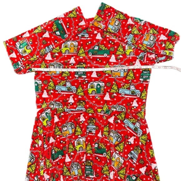 Born Famous XL Christmas Dress Trucks Campers Snowmen Holiday Swing Long Sleeve - Picture 6 of 6